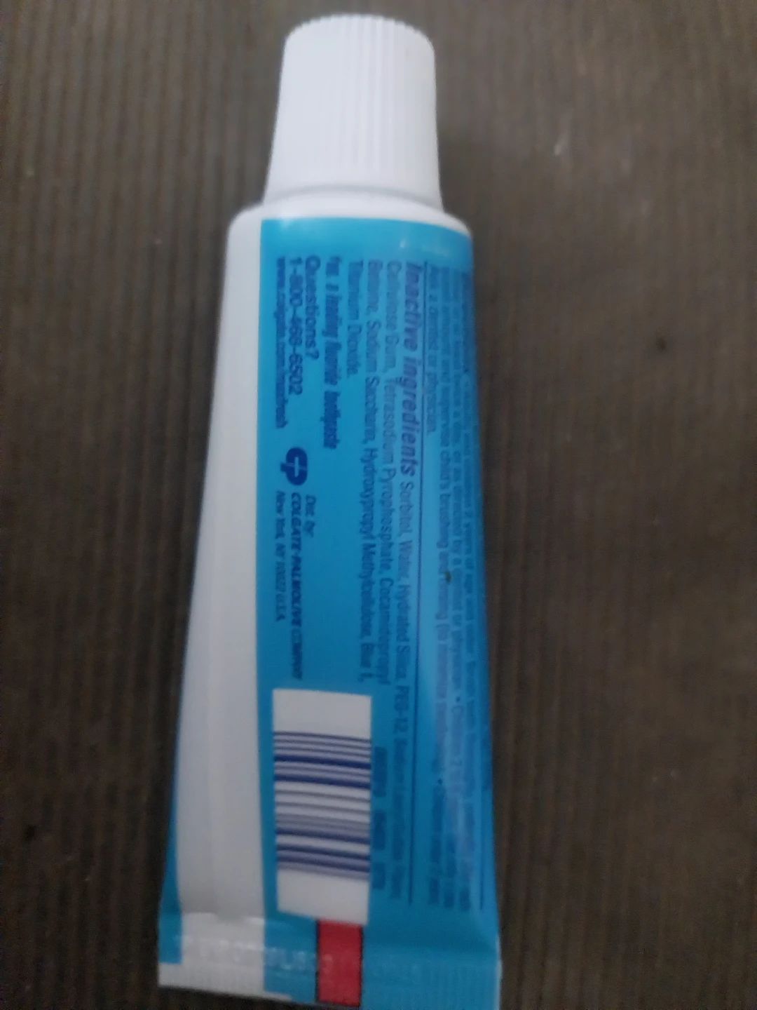 Colgate MaxFresh Cool Mint Toothpaste (1 oz) - photo 2