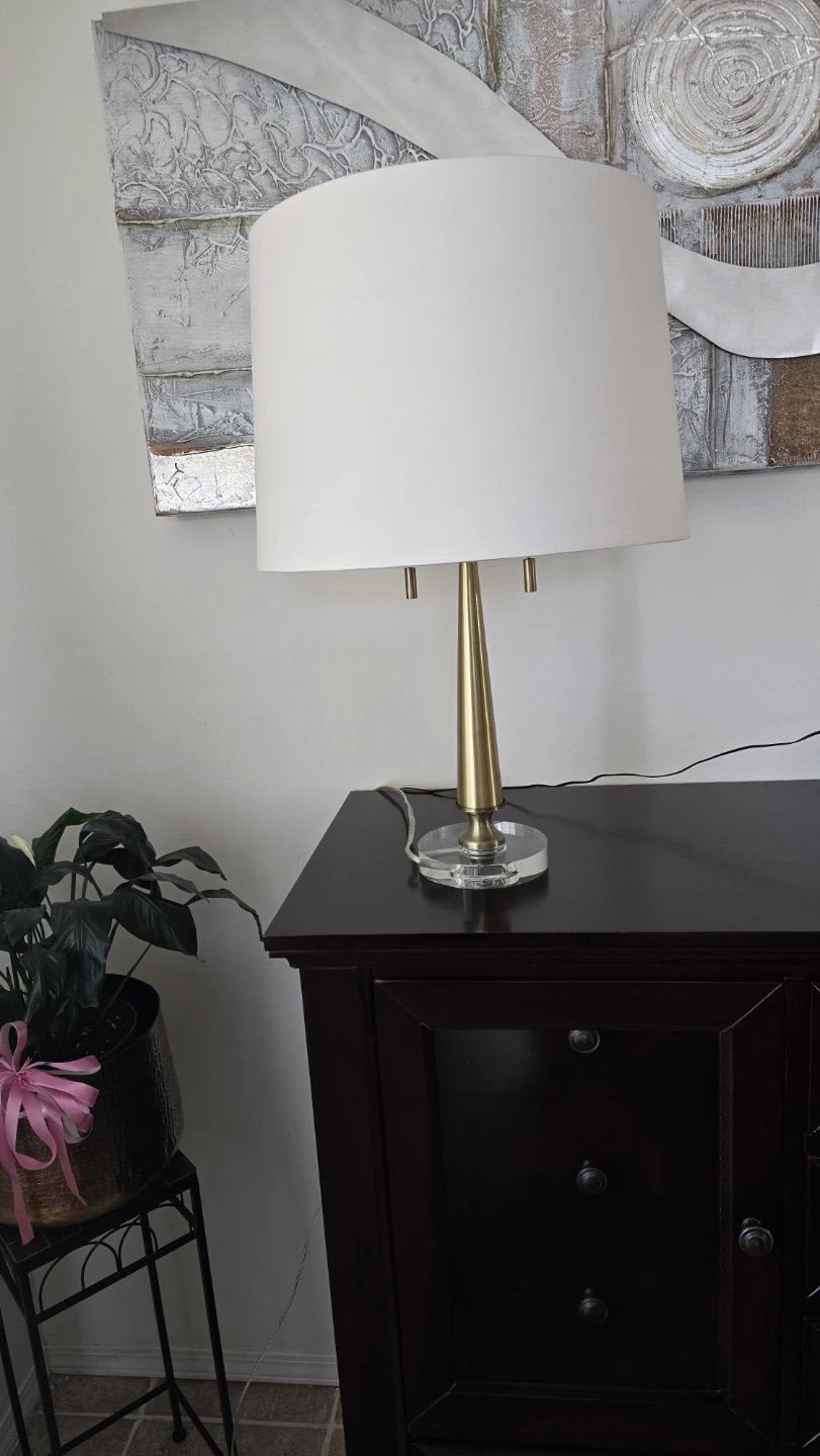 Table lamp