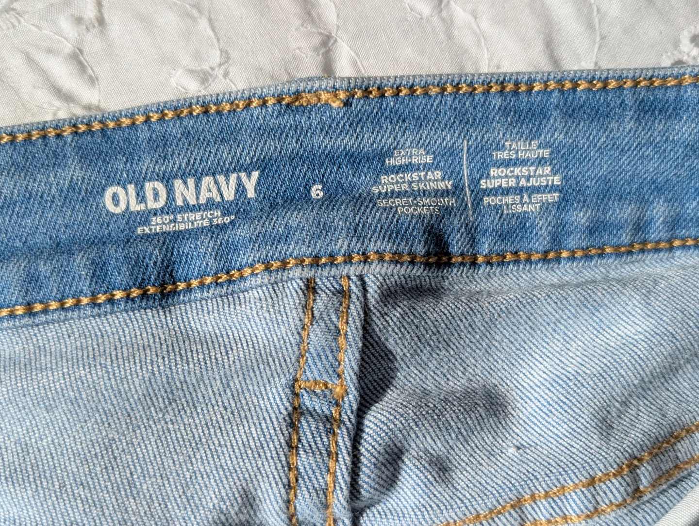 Old Navy Rockstar Super Skinny Jeans Size 6 - photo 5