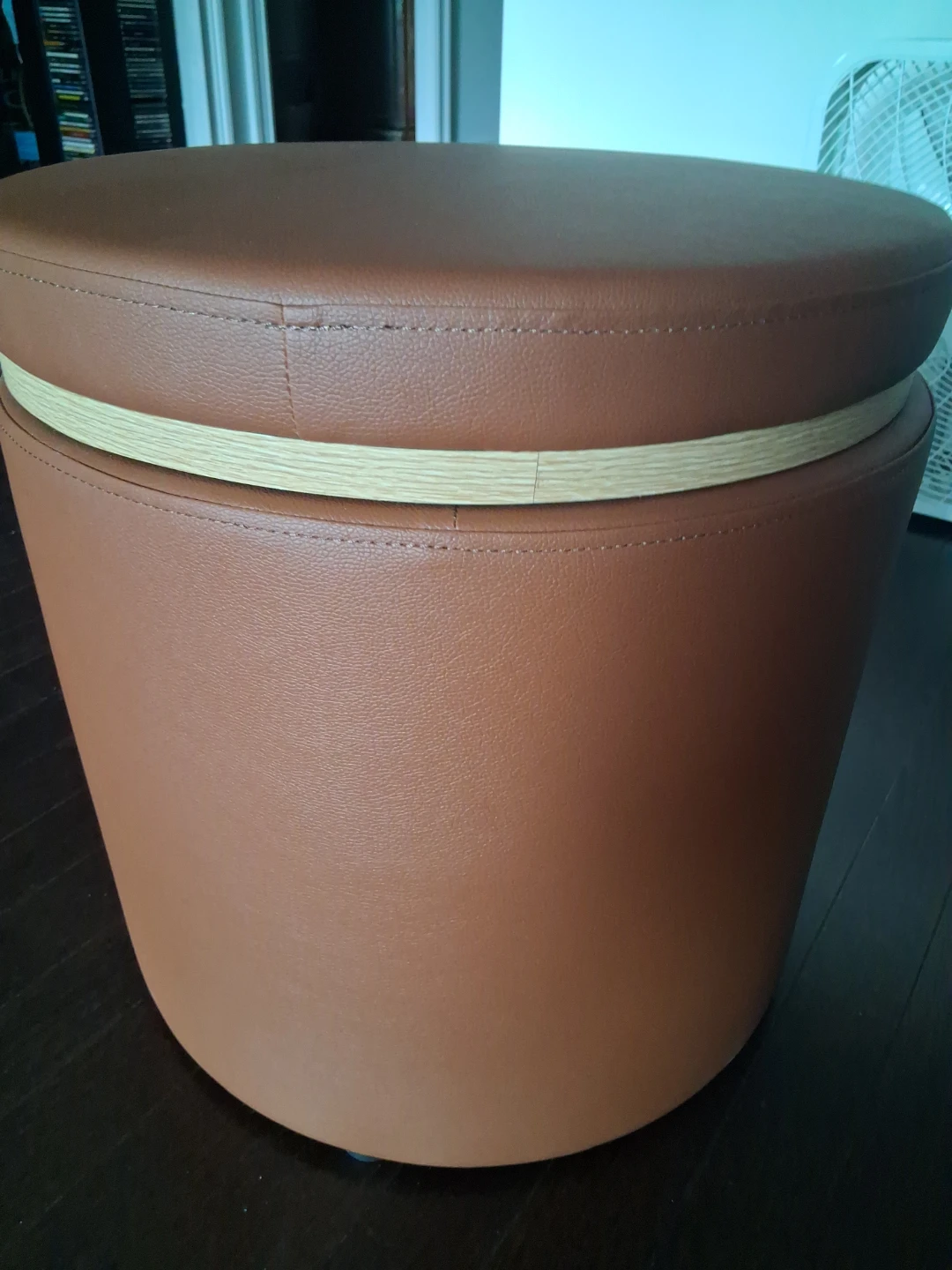 Manitoba 18" Round Storage Ottoman - photo 2