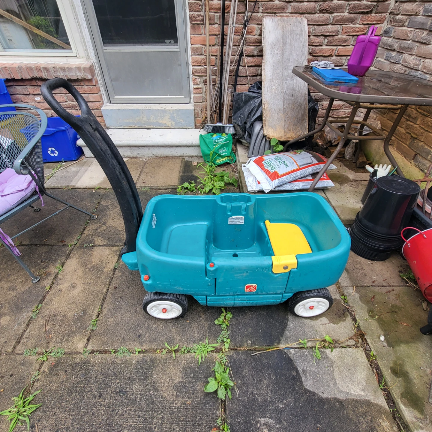 Step2 "All Around Canopy Wagon" Retails for $189