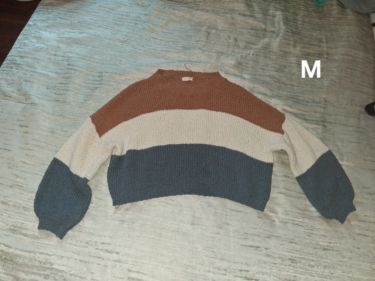 Women's clothing - photo 4