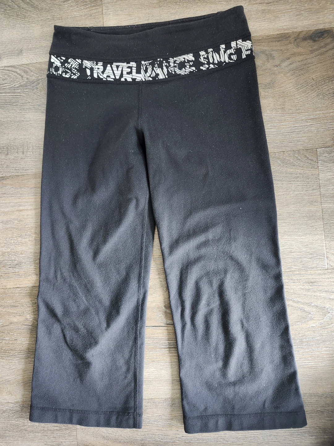 Lululemon Black Capri Yoga Pants - Size 4 - photo 5