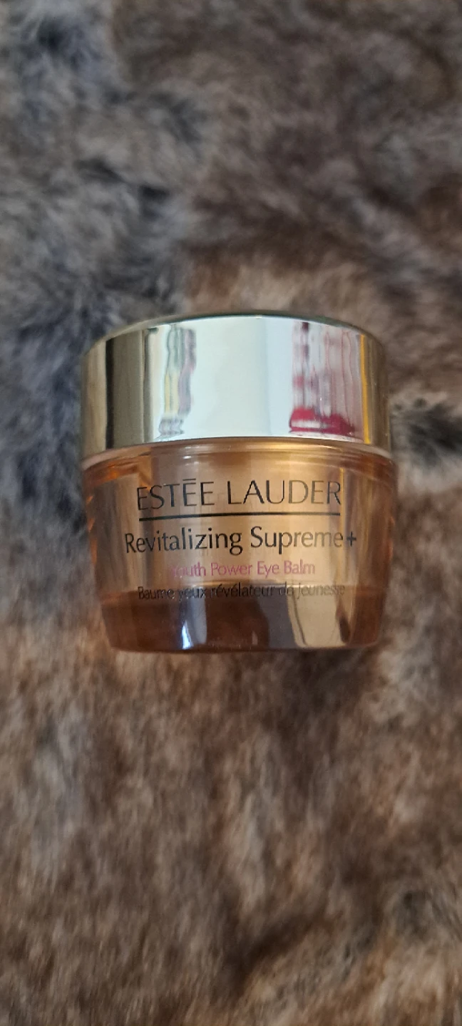 Estée Lauder Revitalizing Supreme+ Youth Power Eye Balm