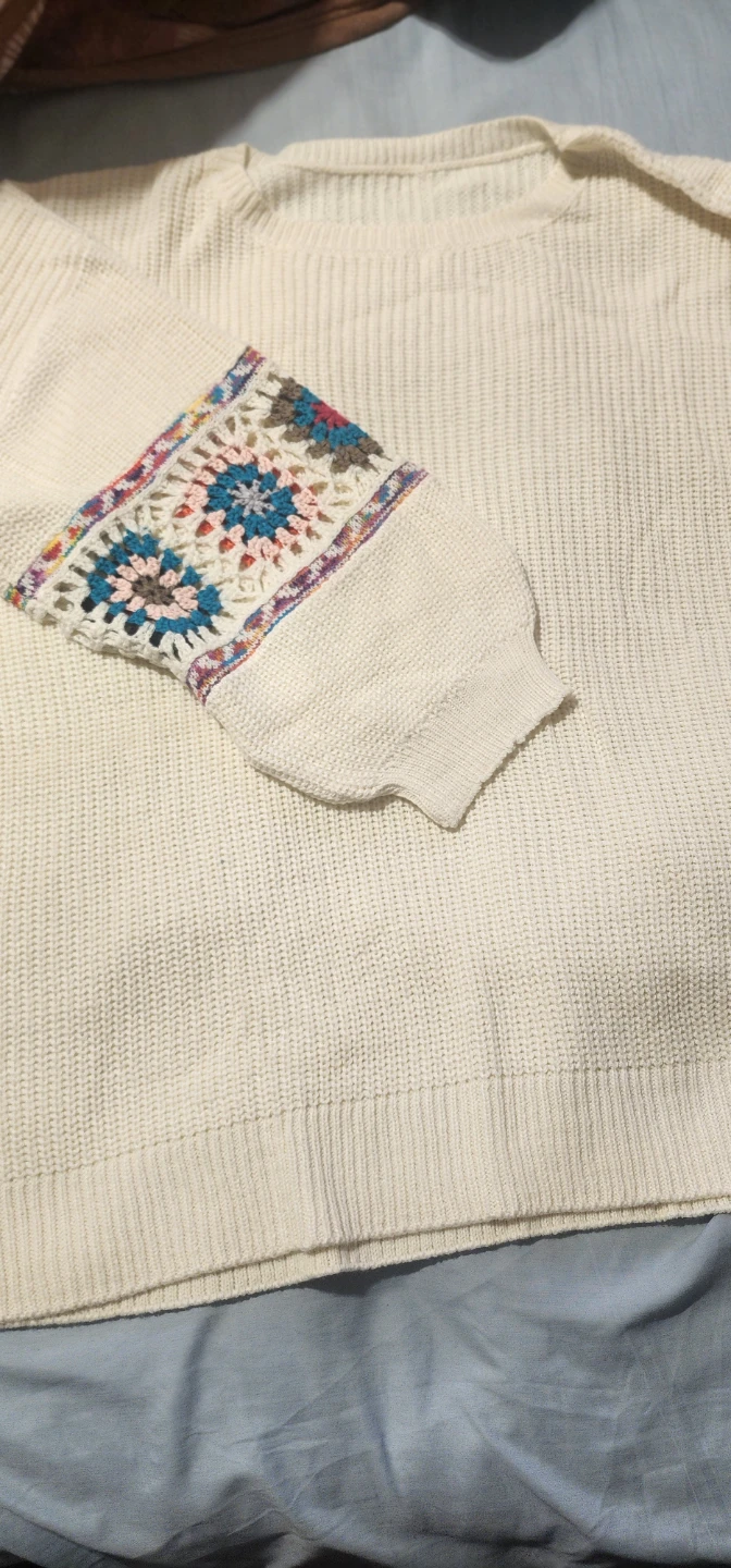 Bloomchic Cream Sweater with Crochet Sleeve Detail - photo 2