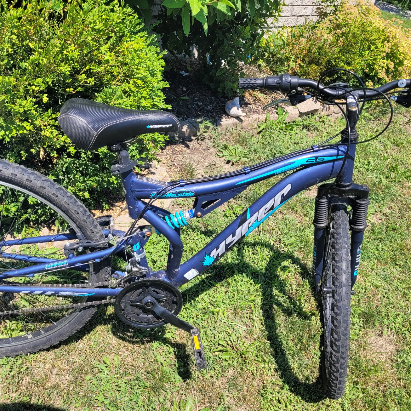 Hyper Shocker Mountain Bike - Blue