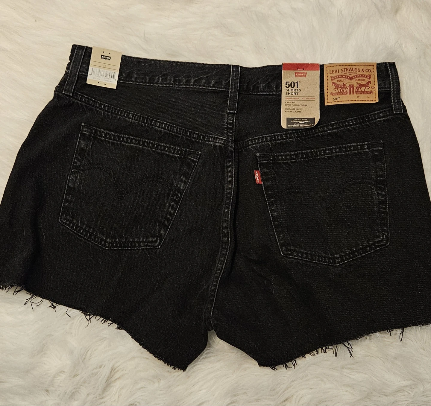Levi's Women's 501 Black Denim Short Size 34 - photo 3