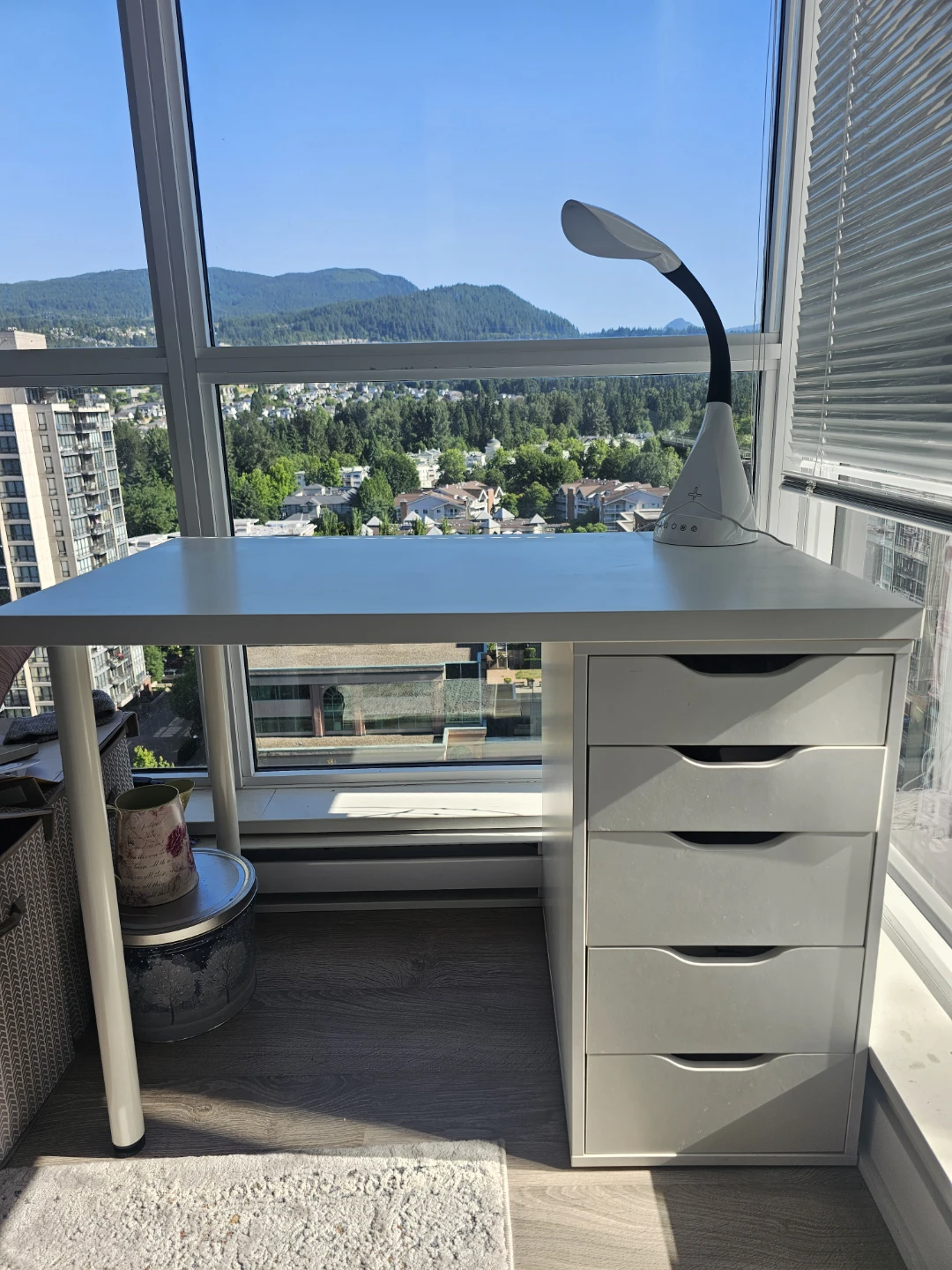 White Desk with Drawer Unit and Lamp