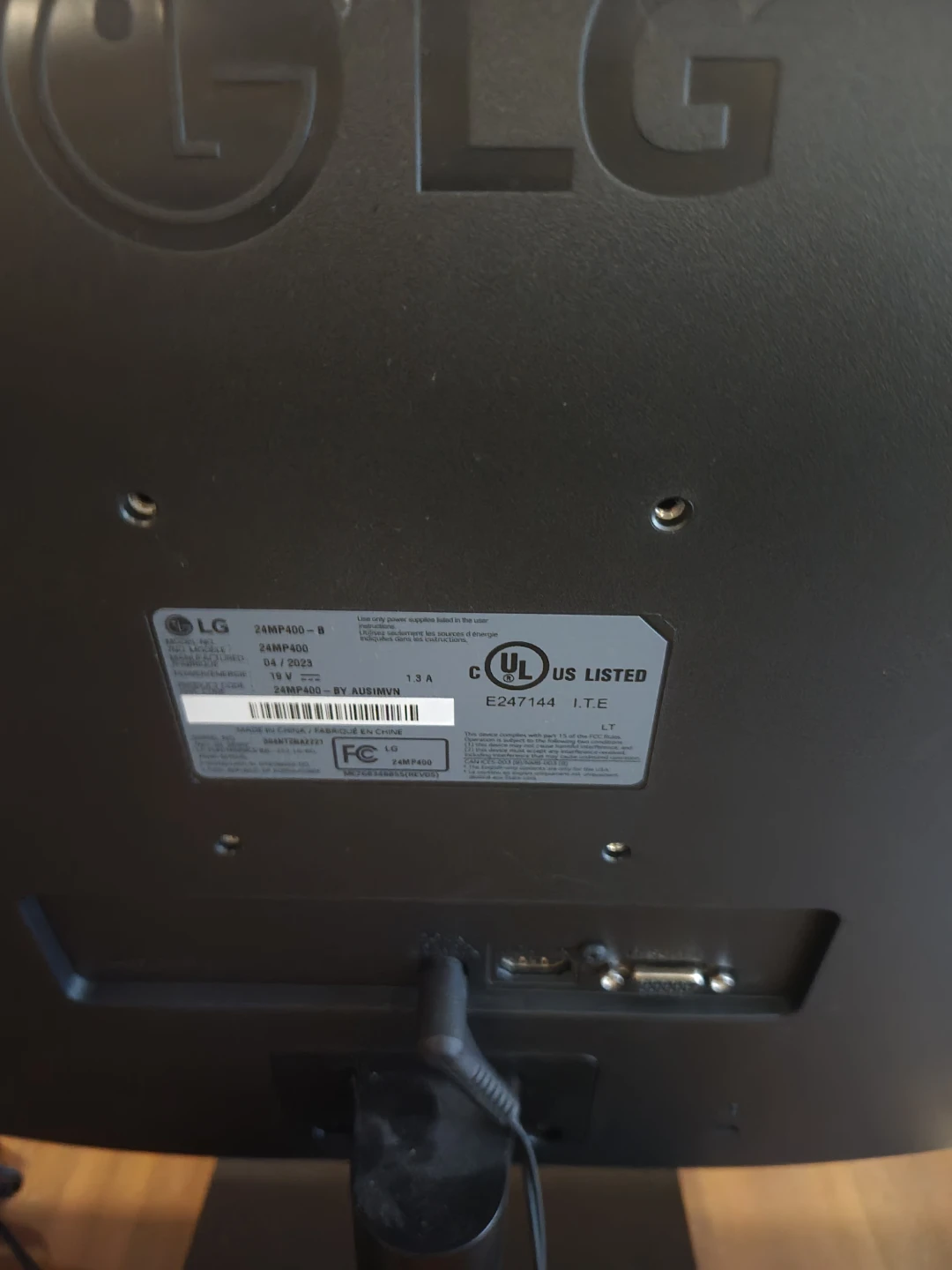 LG 24MP400-B 24" FHD Monitor - photo 2