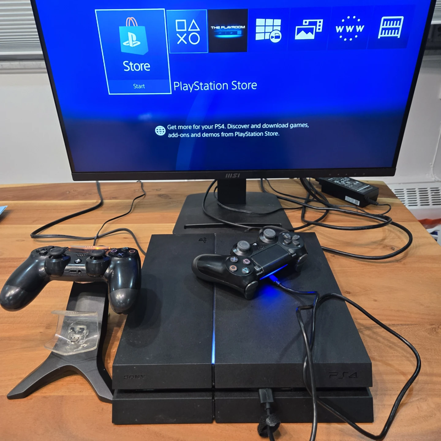 Ps4. Good condition. Dock, 2 controls, cables. Playstation