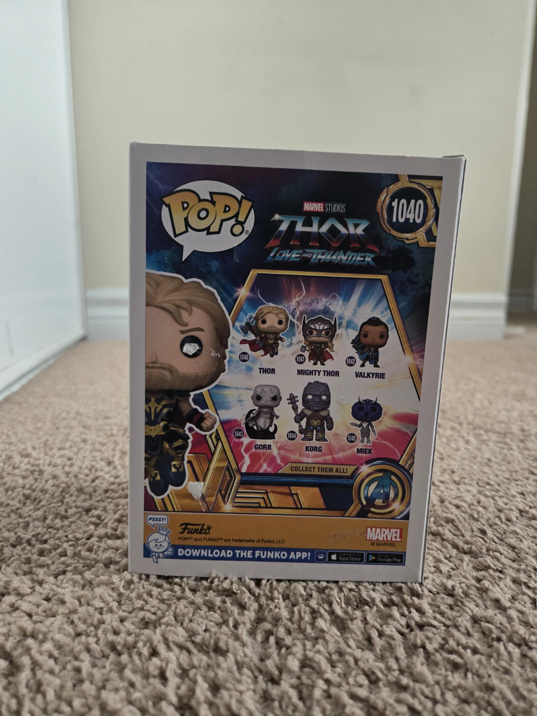 Funko Pop! Thor Love and Thunder #1040 Vinyl Figure - photo 3