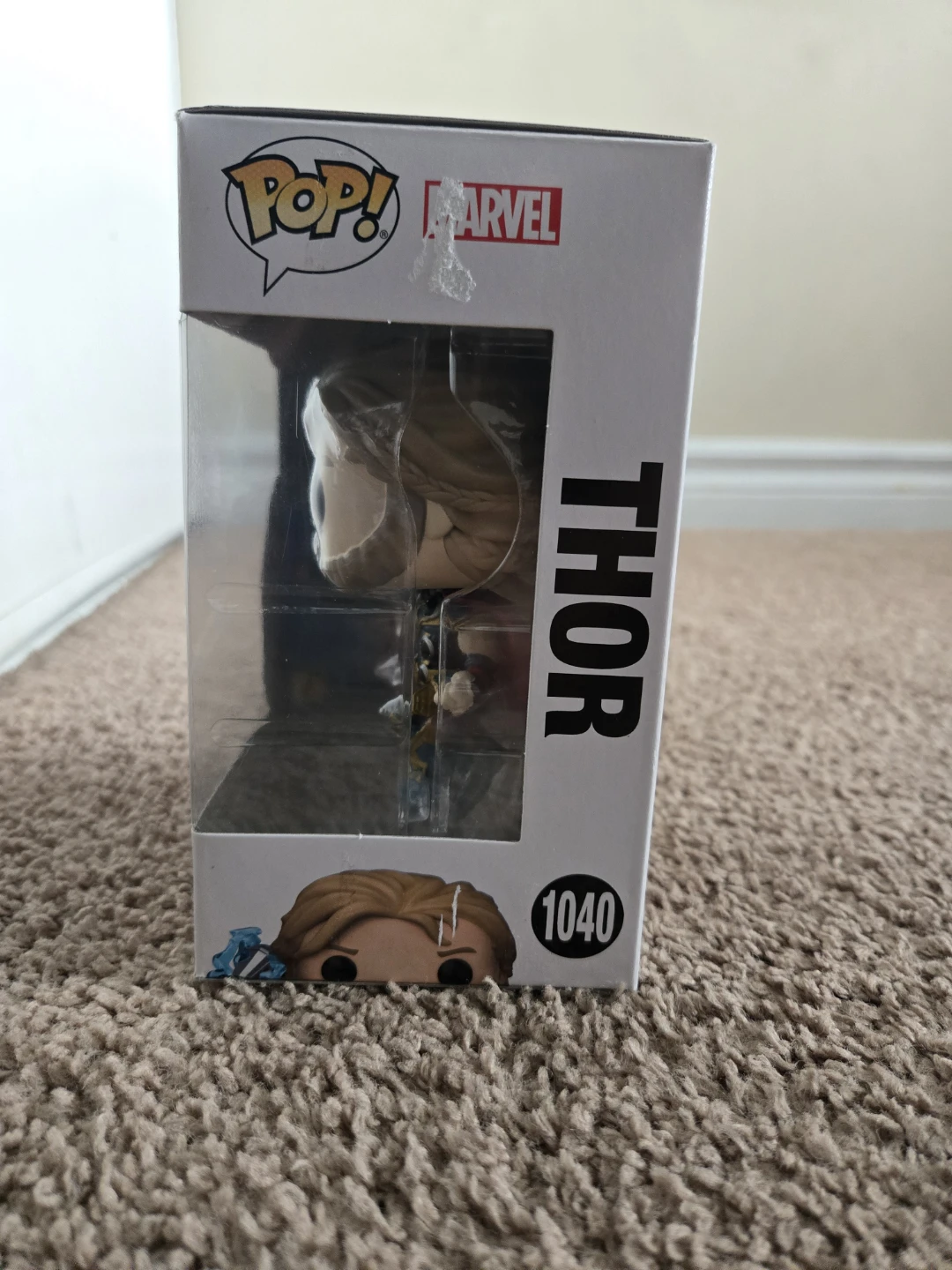 Funko Pop! Thor Love and Thunder #1040 Vinyl Figure - photo 4