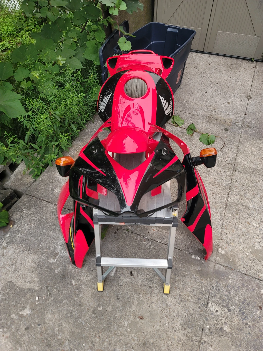 Honda CBR600RR Fairings 2003–2004 model years.