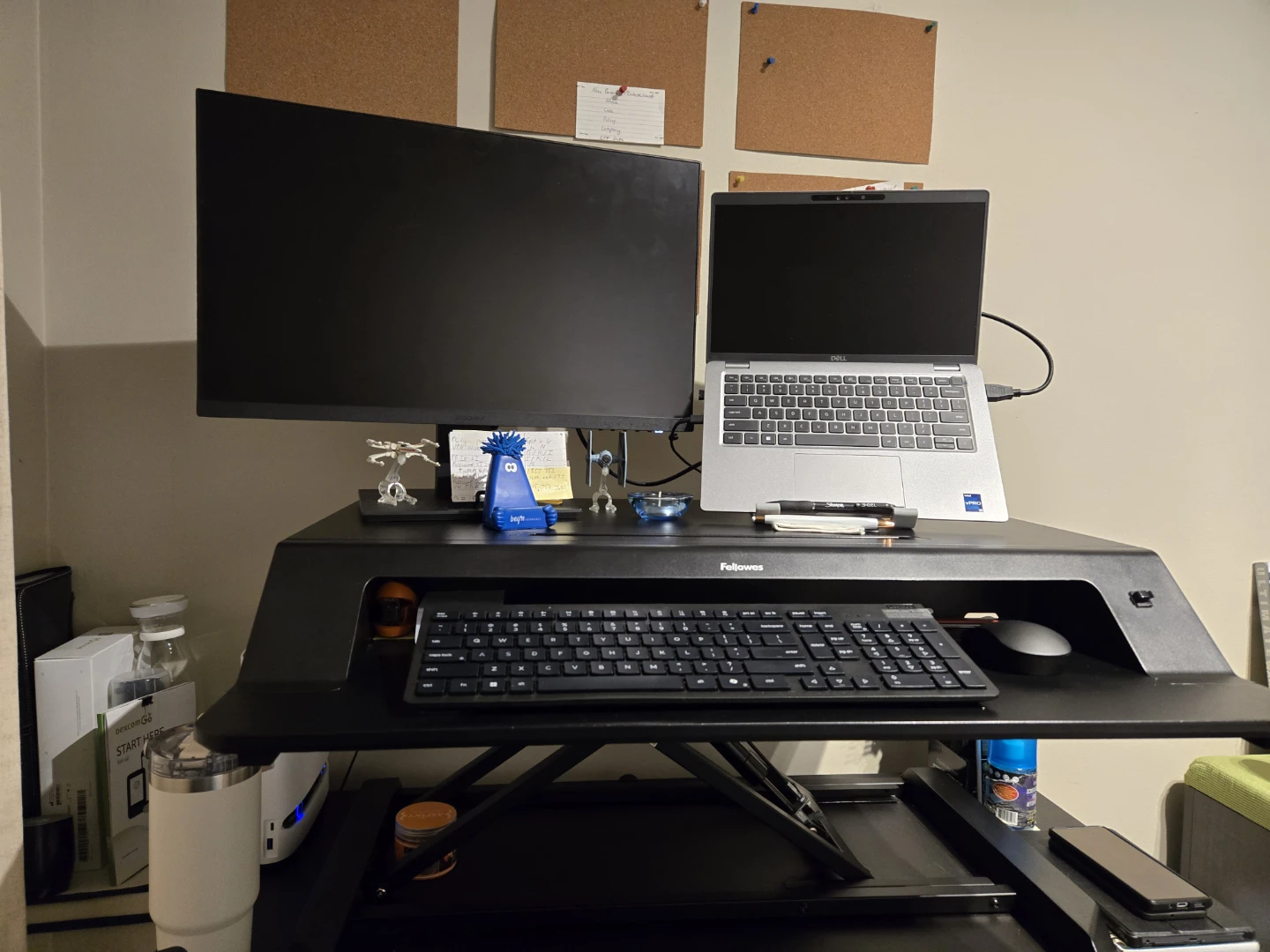 Fellowes Black Sit-Stand Desk Riser - photo 2