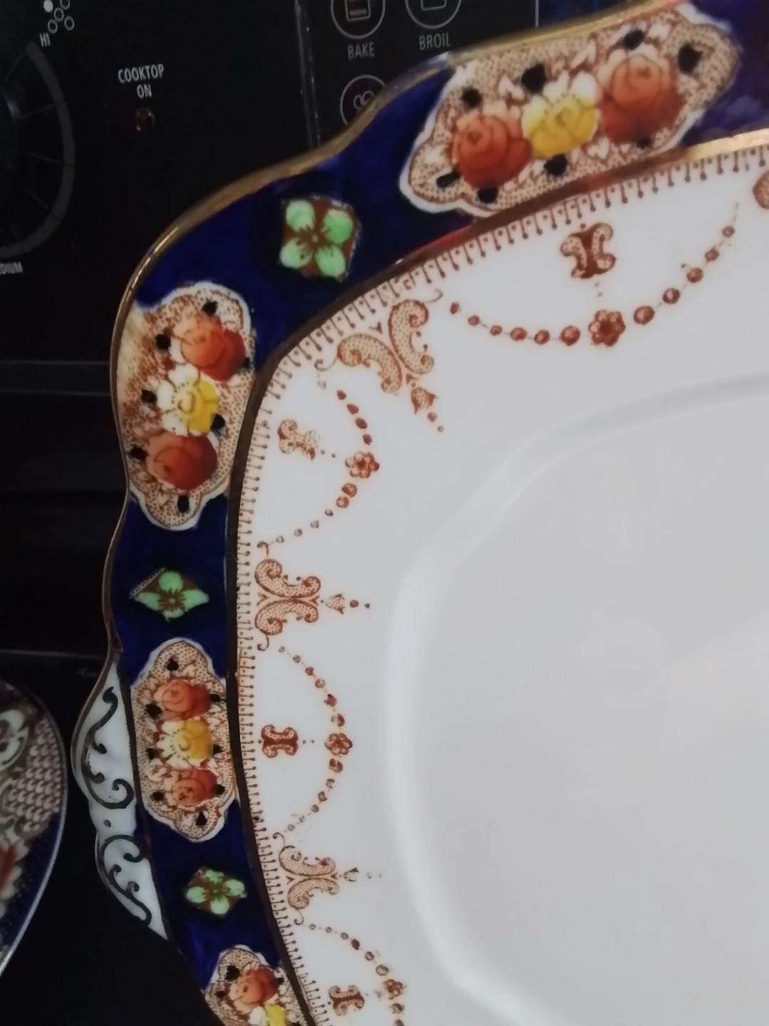 Royal Albert Bone China Cake Plate (c. 1927–1935) - photo 3
