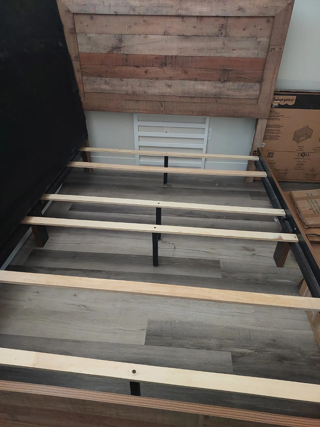 Wooden Headboard Bed Frame - photo 4