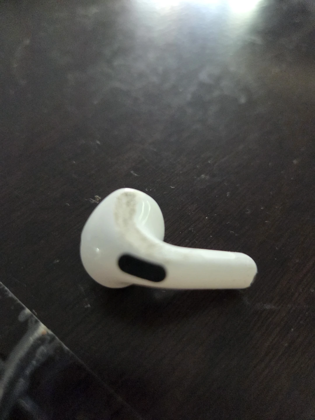 Apple AirPods 4 (Right Earbud) - photo 2