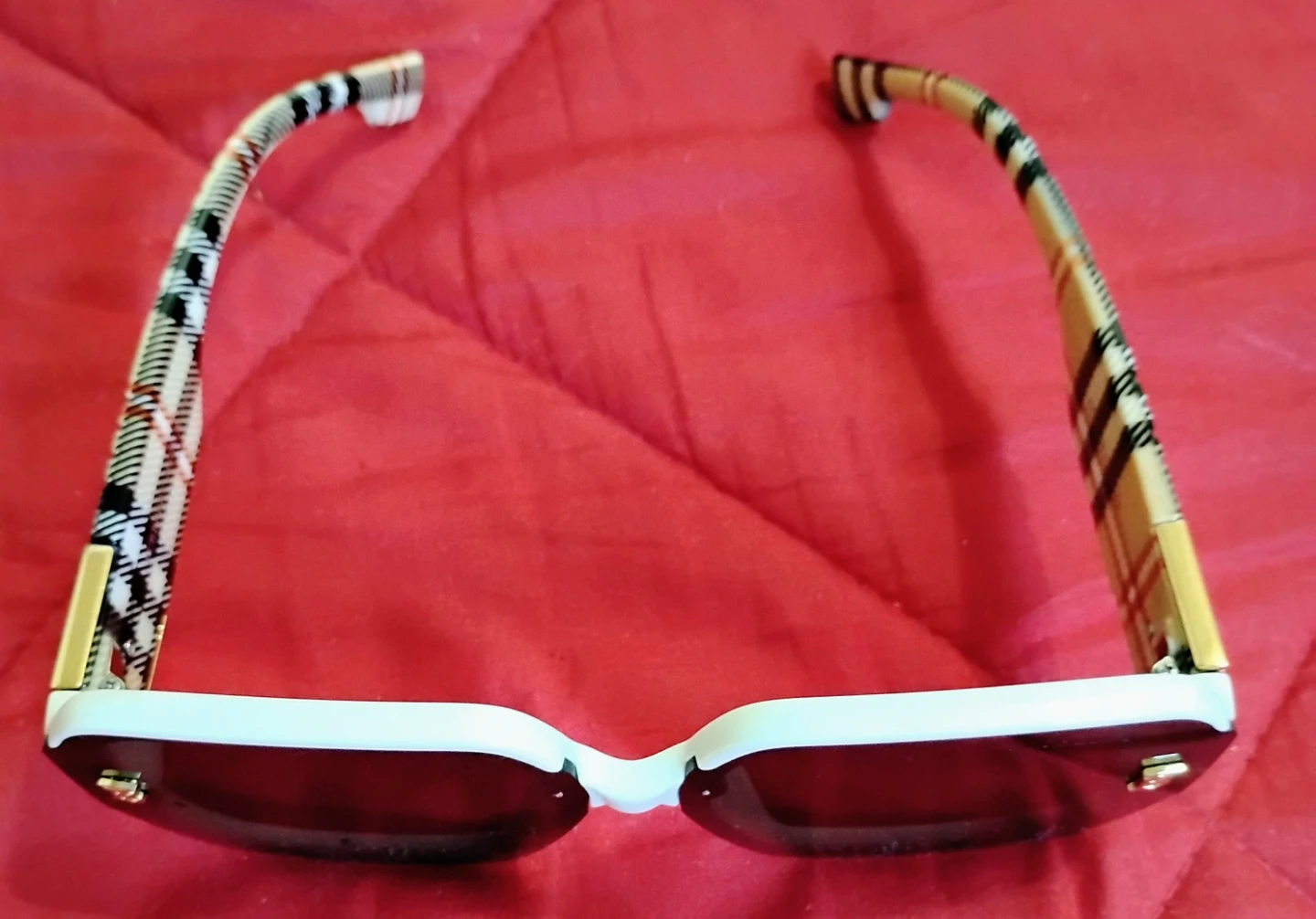 Burberry Sunglasses like new $225 p.u.o. cash only - photo 2