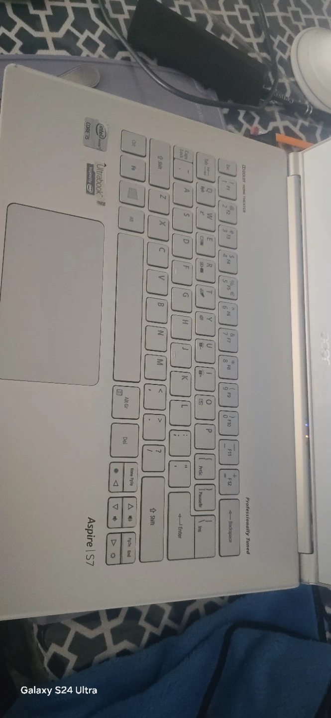 Acer Aspire S7 Laptop - photo 2