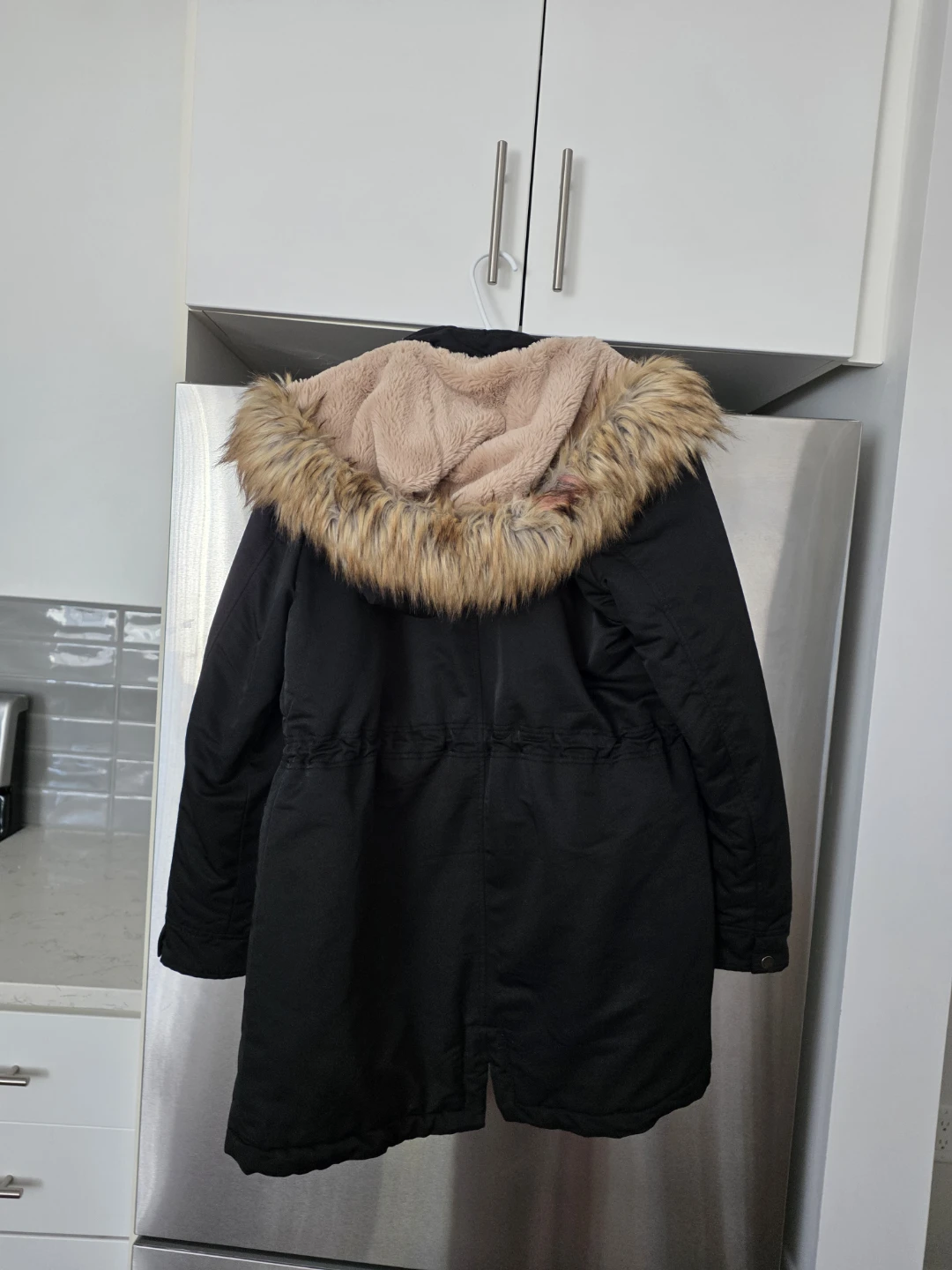 Stradivarius Black Parka Jacket with Faux Fur Hood - photo 3