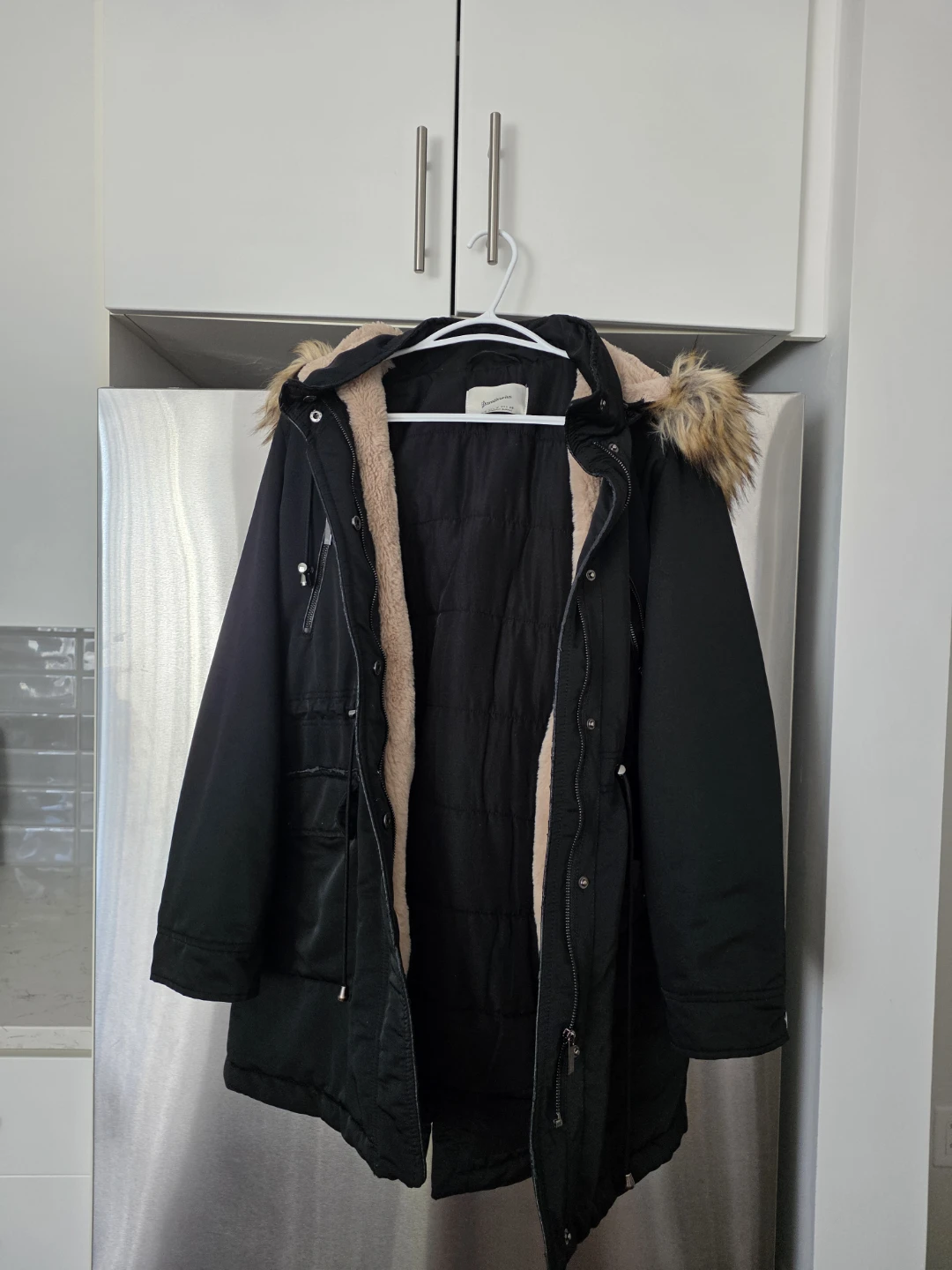 Stradivarius Black Parka Jacket with Faux Fur Hood - photo 5