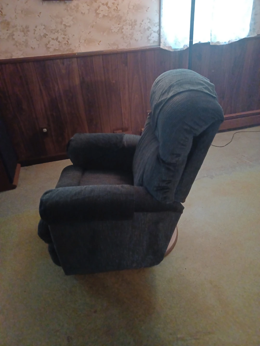 La-Z-Boy Green Swivel Rocker Recliner Chair - photo 4