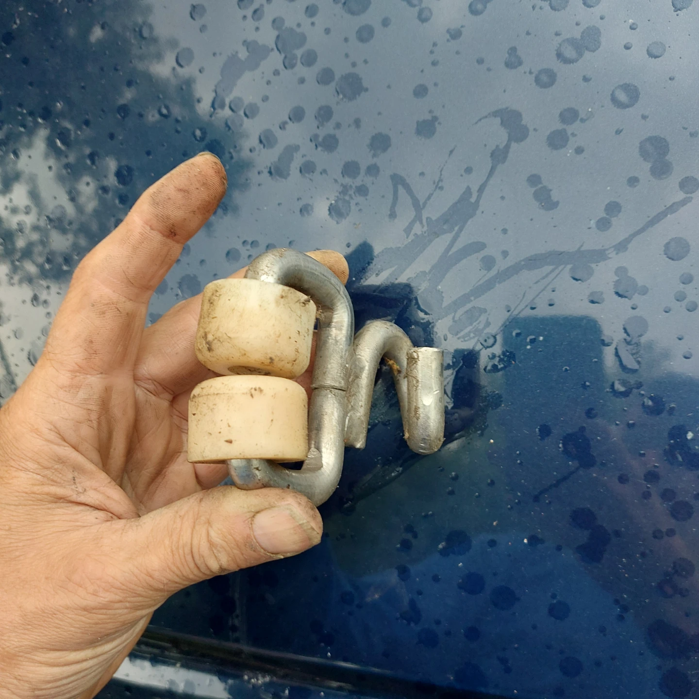 Metal Roller Hook - photo 3