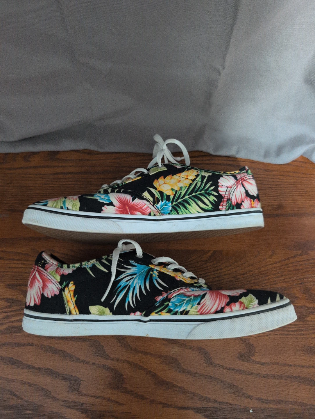 Vans "Tropical" Low Top Sneakers - photo 5