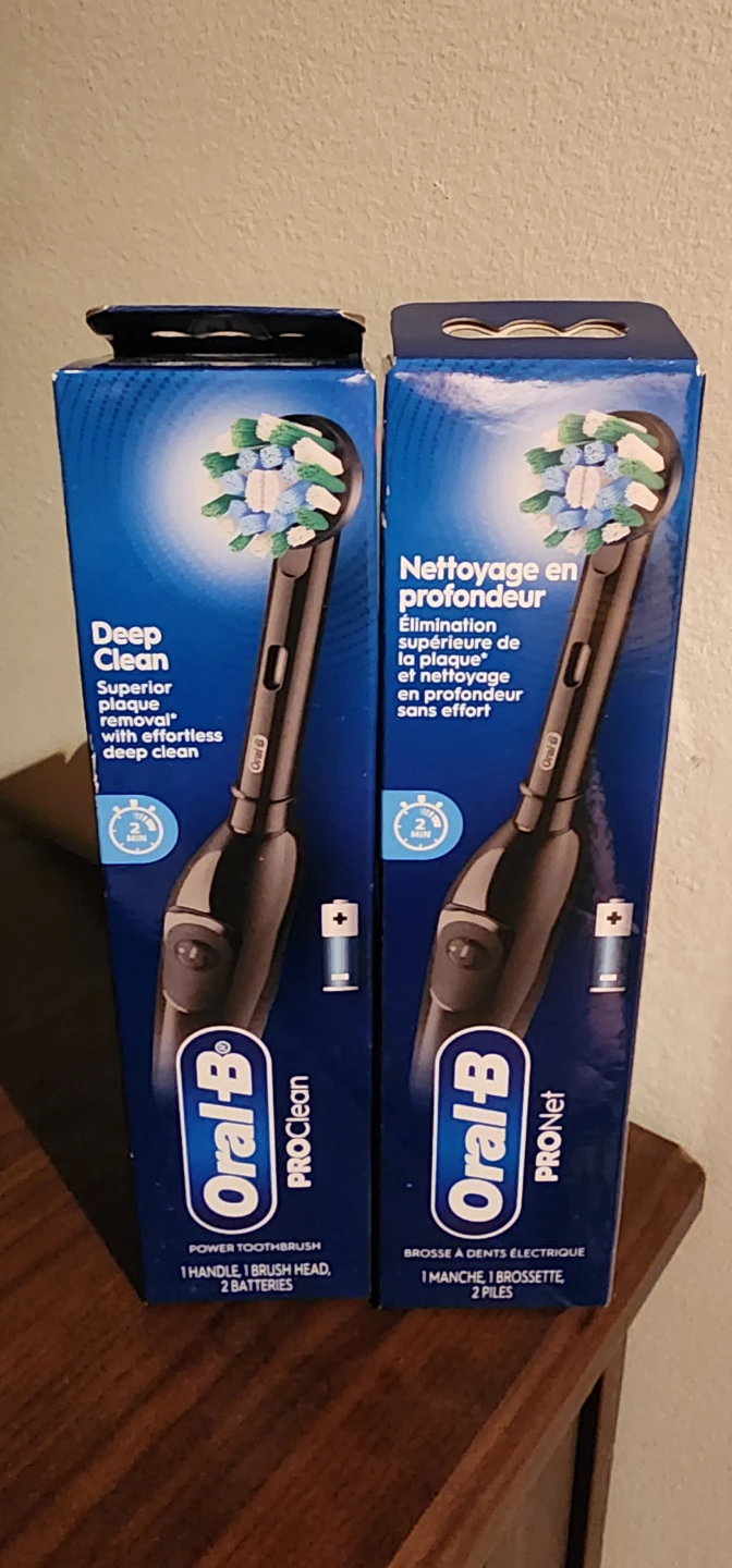 Oral-B ProClean Toothbrushes (2 Pack) - photo 2
