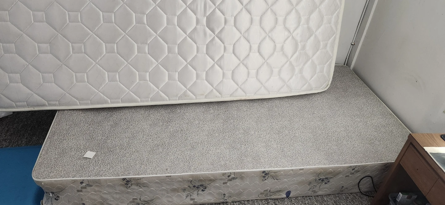 White Twin Mattress with Box stand - photo 3