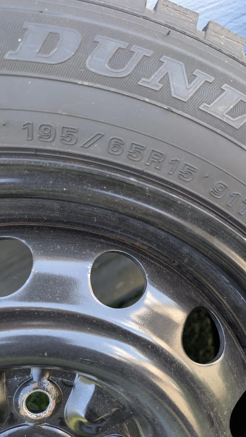 Dunlop Winter Maxx Tires with Rims (Set of 4)