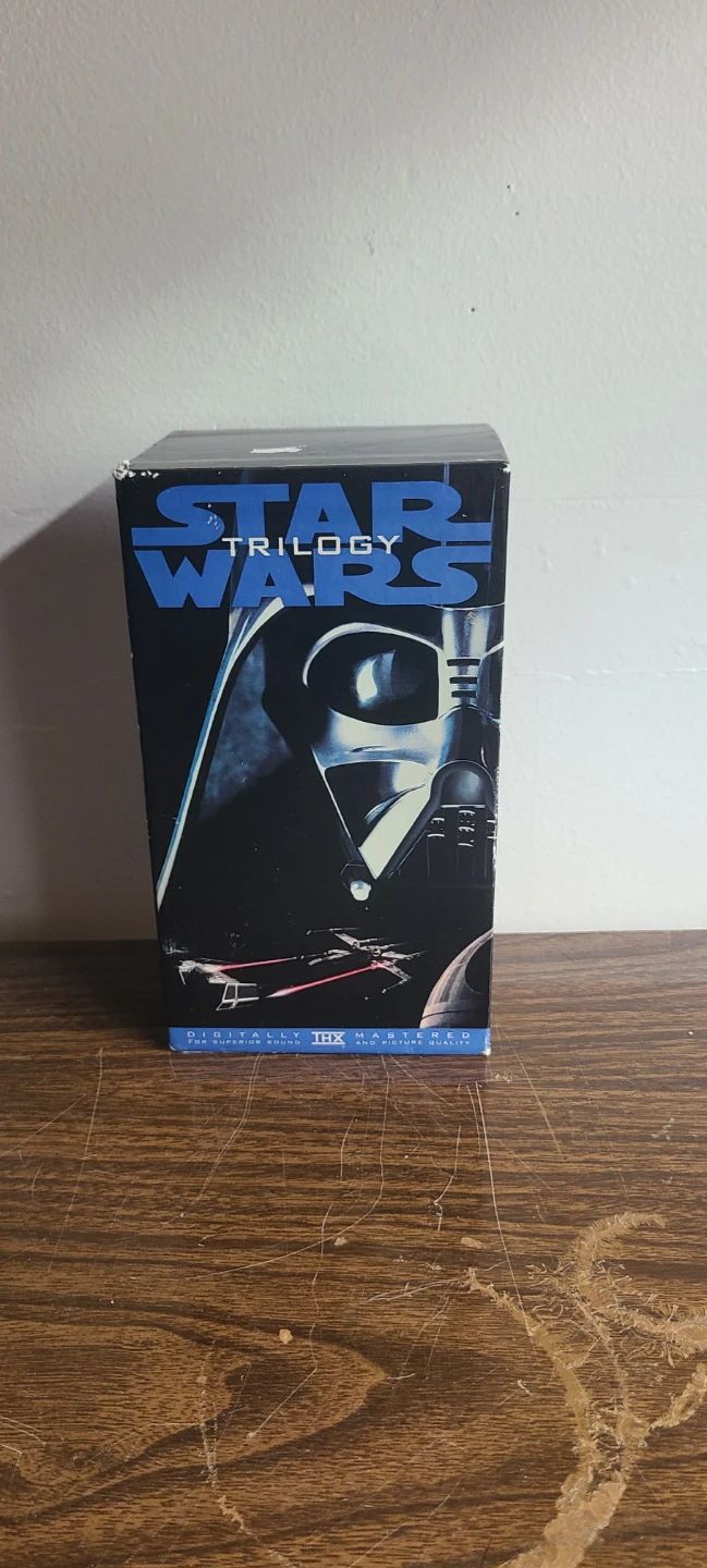 Star Wars Trilogy 1995 VHS Box Set 3 Tapes, Original Theatrical - photo 2