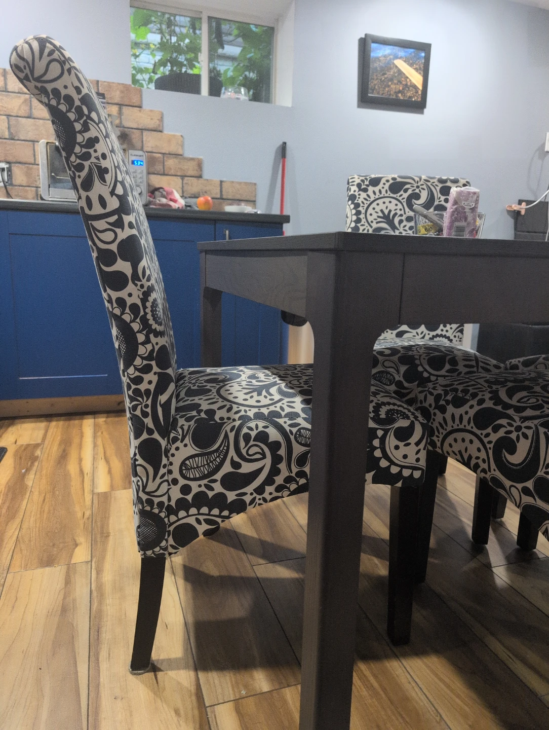Ikea Extendable Table & 4 Chairs - photo 4