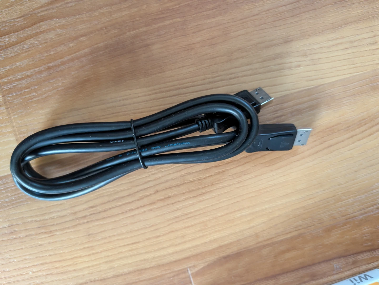 HDMI and DP Cables - photo 2