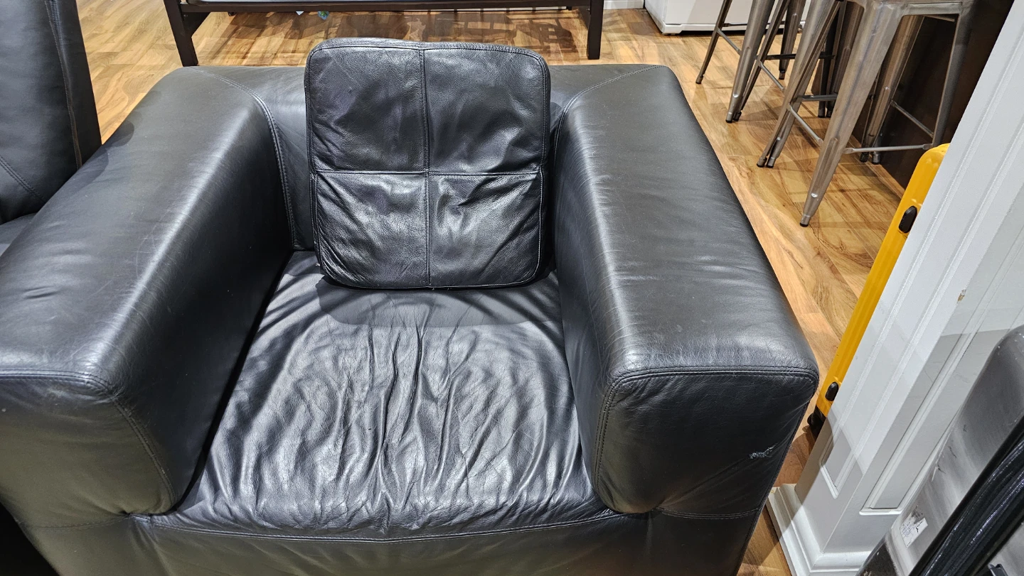 Black Leather Sofa and Armchair Set - photo 4