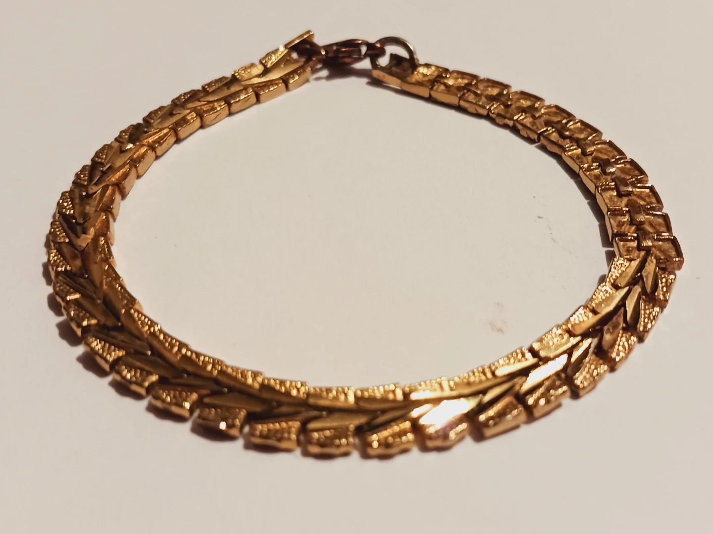 Beautiful  Classic Vintage Gold Tone Bracelet - photo 4