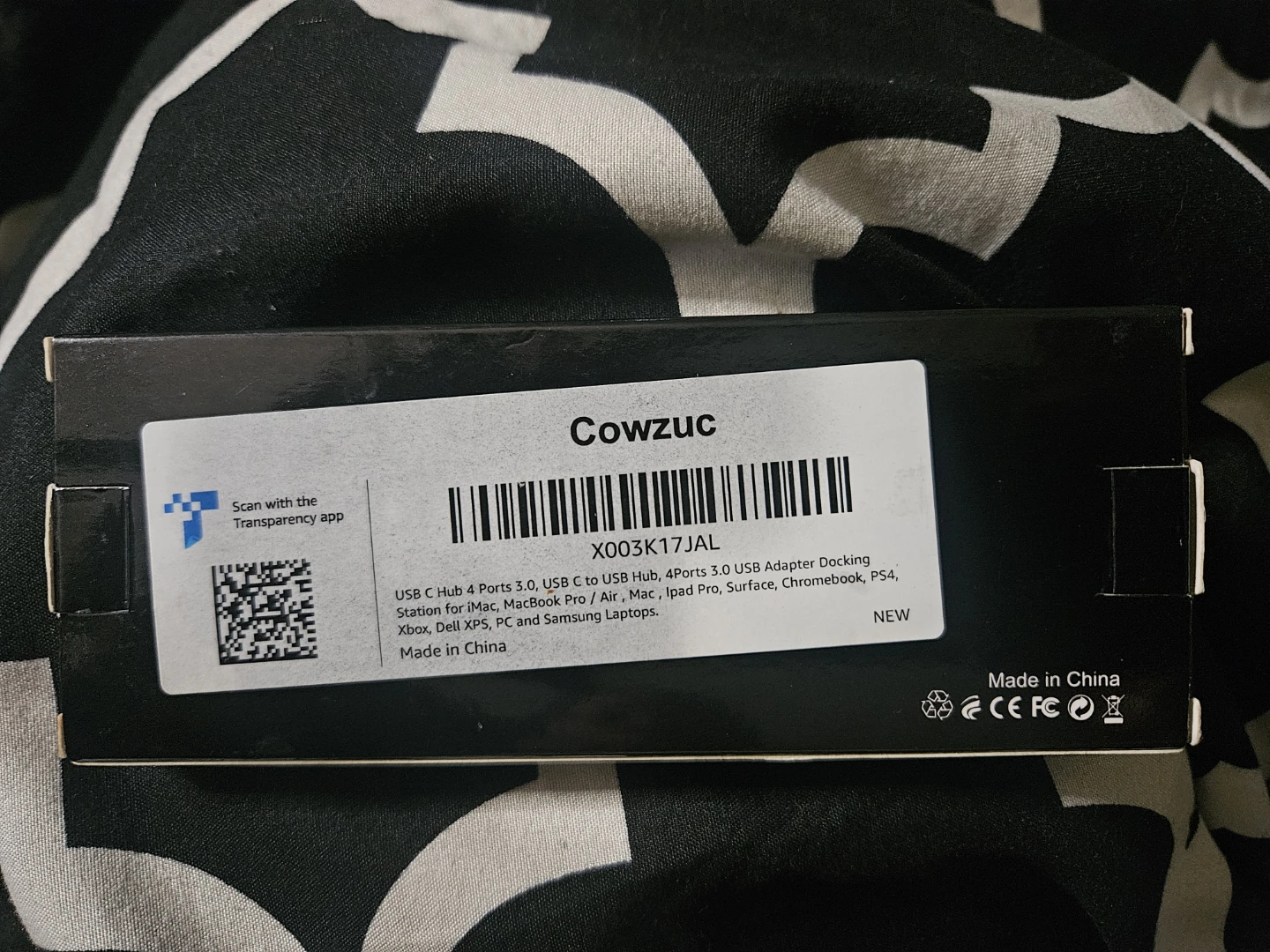 Cowzuc USB C Hub is a compact 4-port USB 3.0 adapter - photo 3