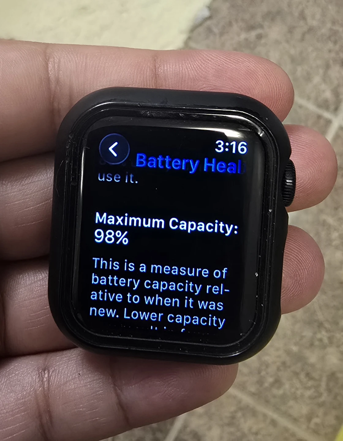 Apple Watch SE (2nd Gen) 40mm Midnight Aluminum GPS - photo 3