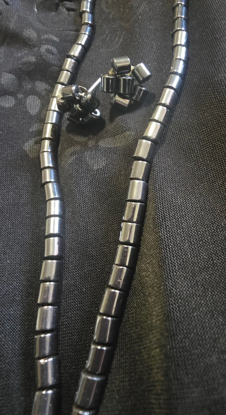 New Hematite Necklace and Earring Set - photo 3