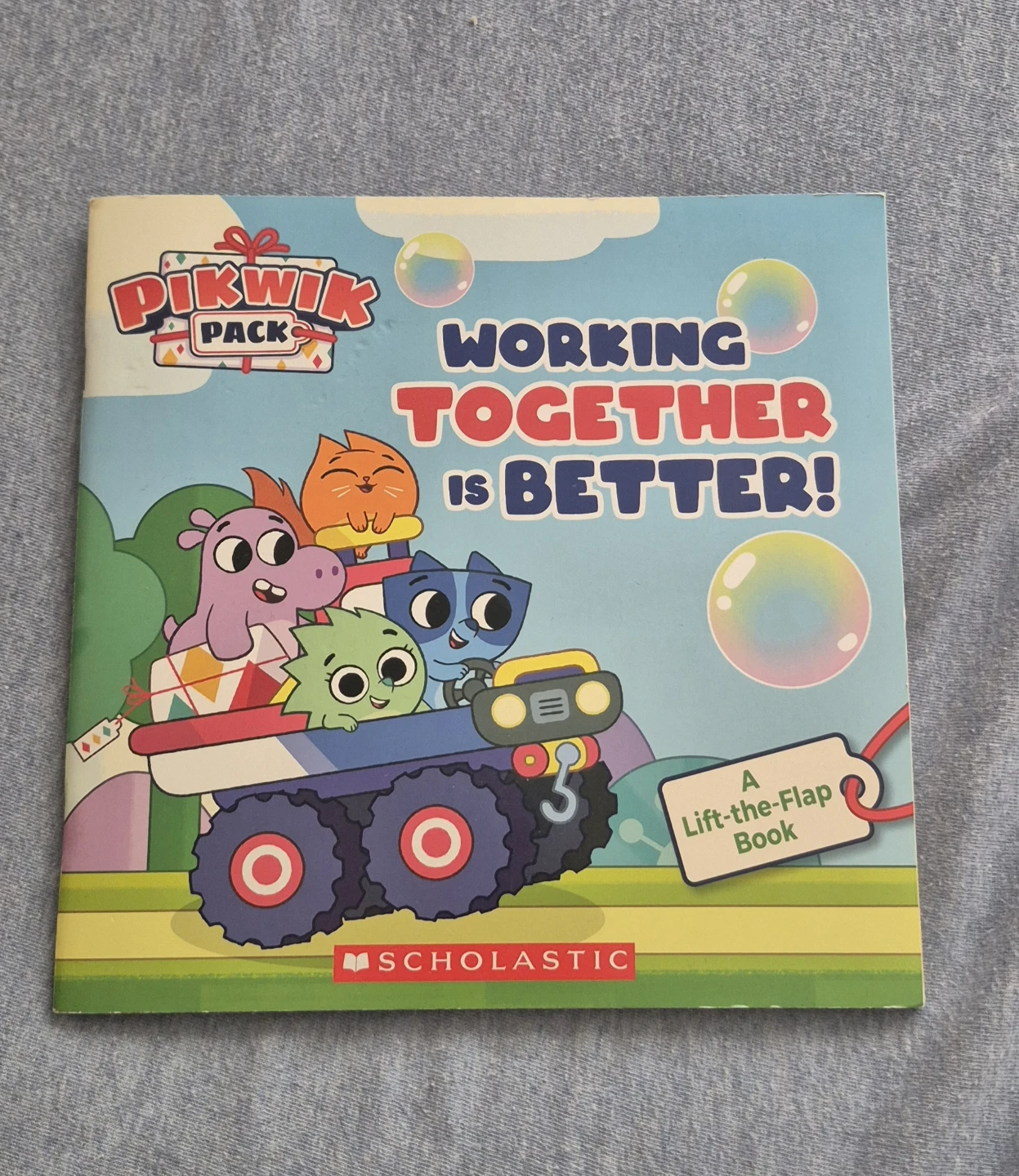 Pikwik Pack "Working Together Is Better!" Lift-the-Flap Book