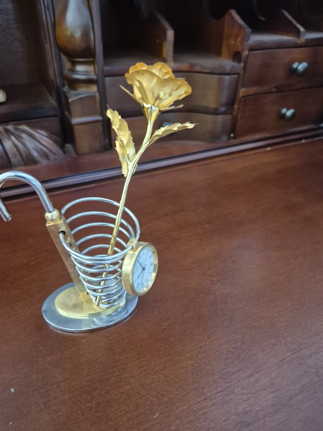 Gold Rose Desk Clock with Pen Holder - photo 2