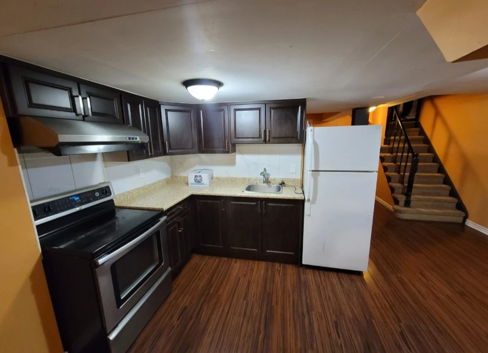 Basement for rent - photo 2
