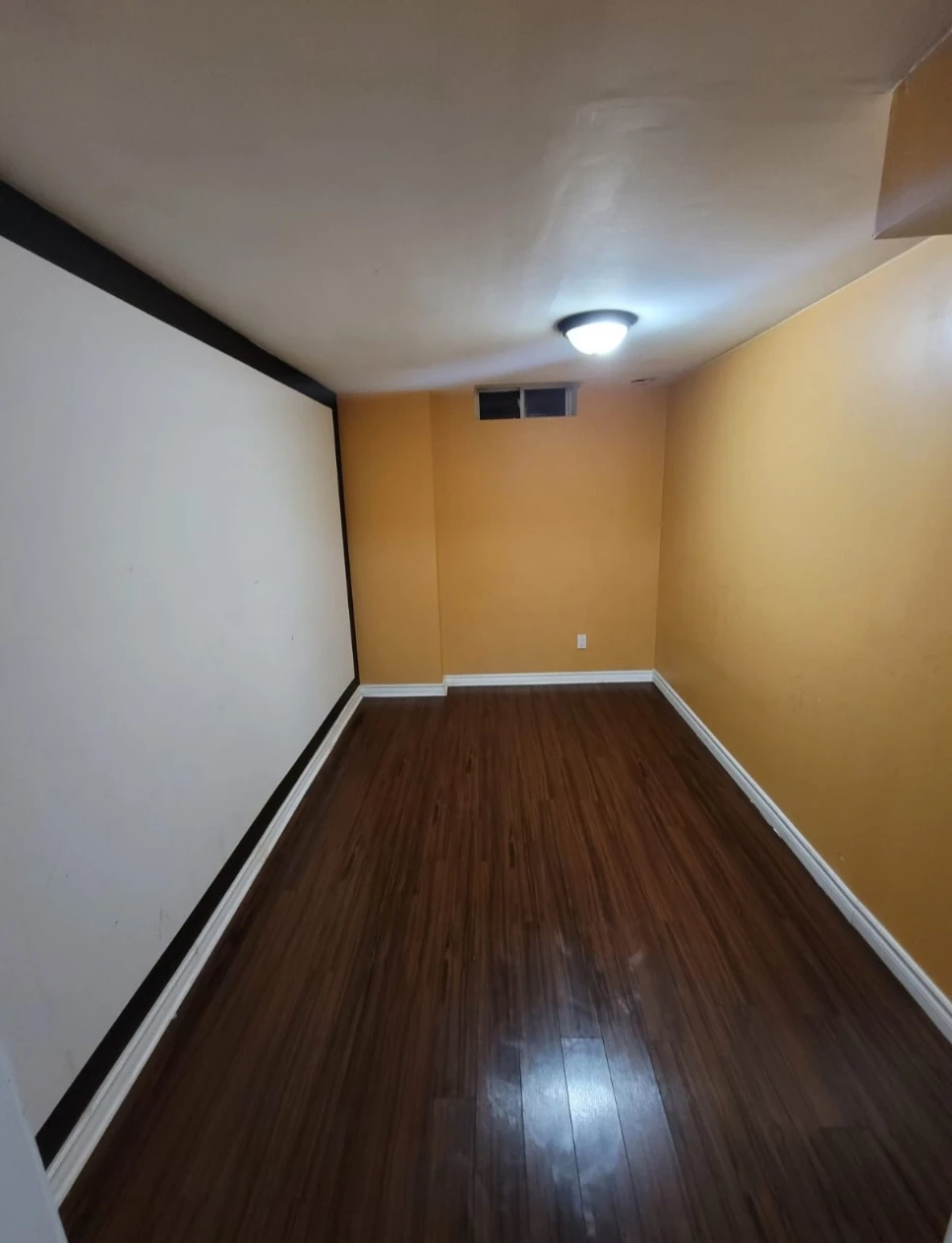 Basement for rent - photo 3