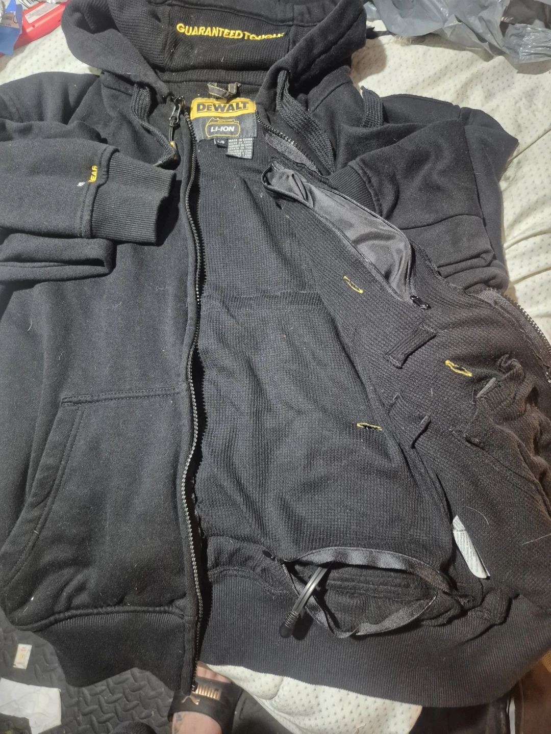 DEWALT Heated Hoodie - photo 2