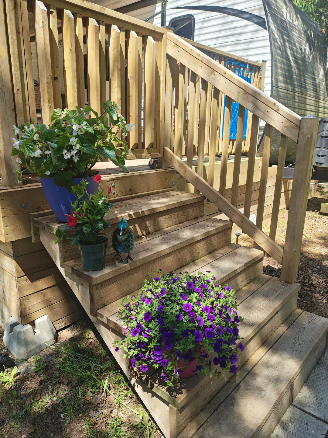 Keystone Hideaway located at Pigeon Lake Trailer Park - photo 5