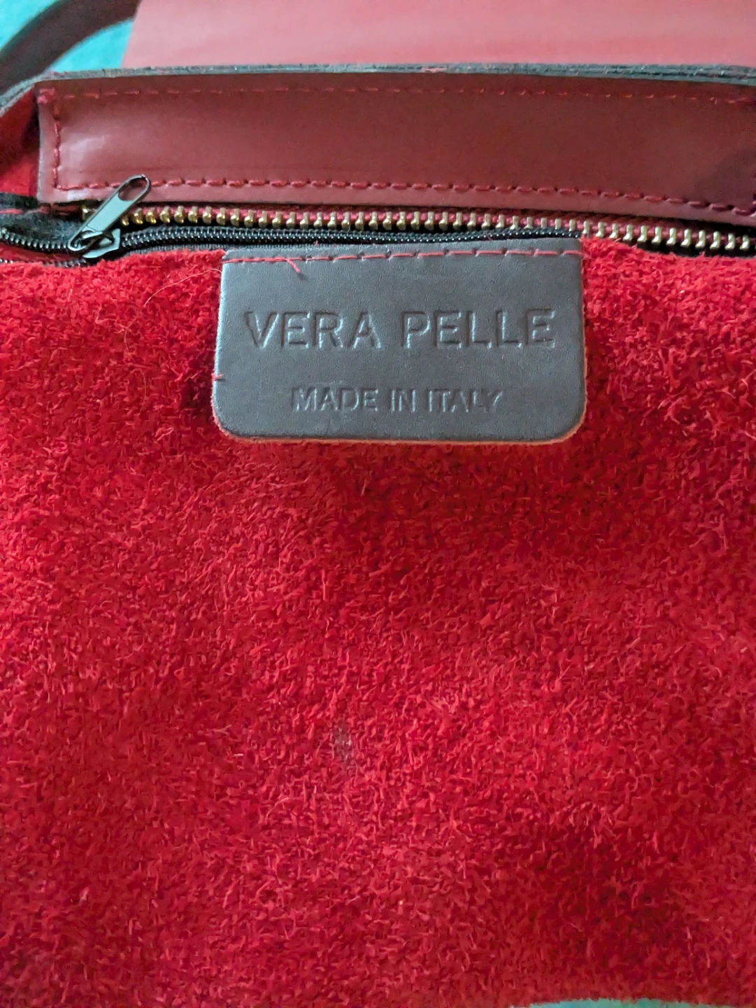 Vera Pelle Red Leather and Suede Convertible Bag - photo 2