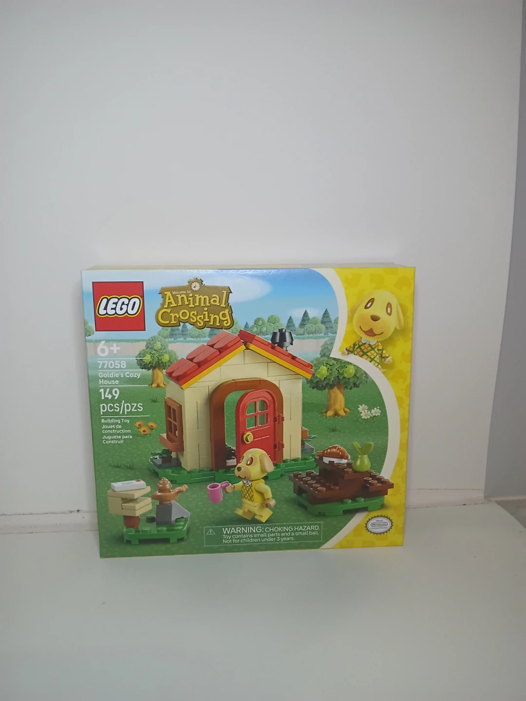LEGO Animal Crossing Goldie's Cozy House 77058