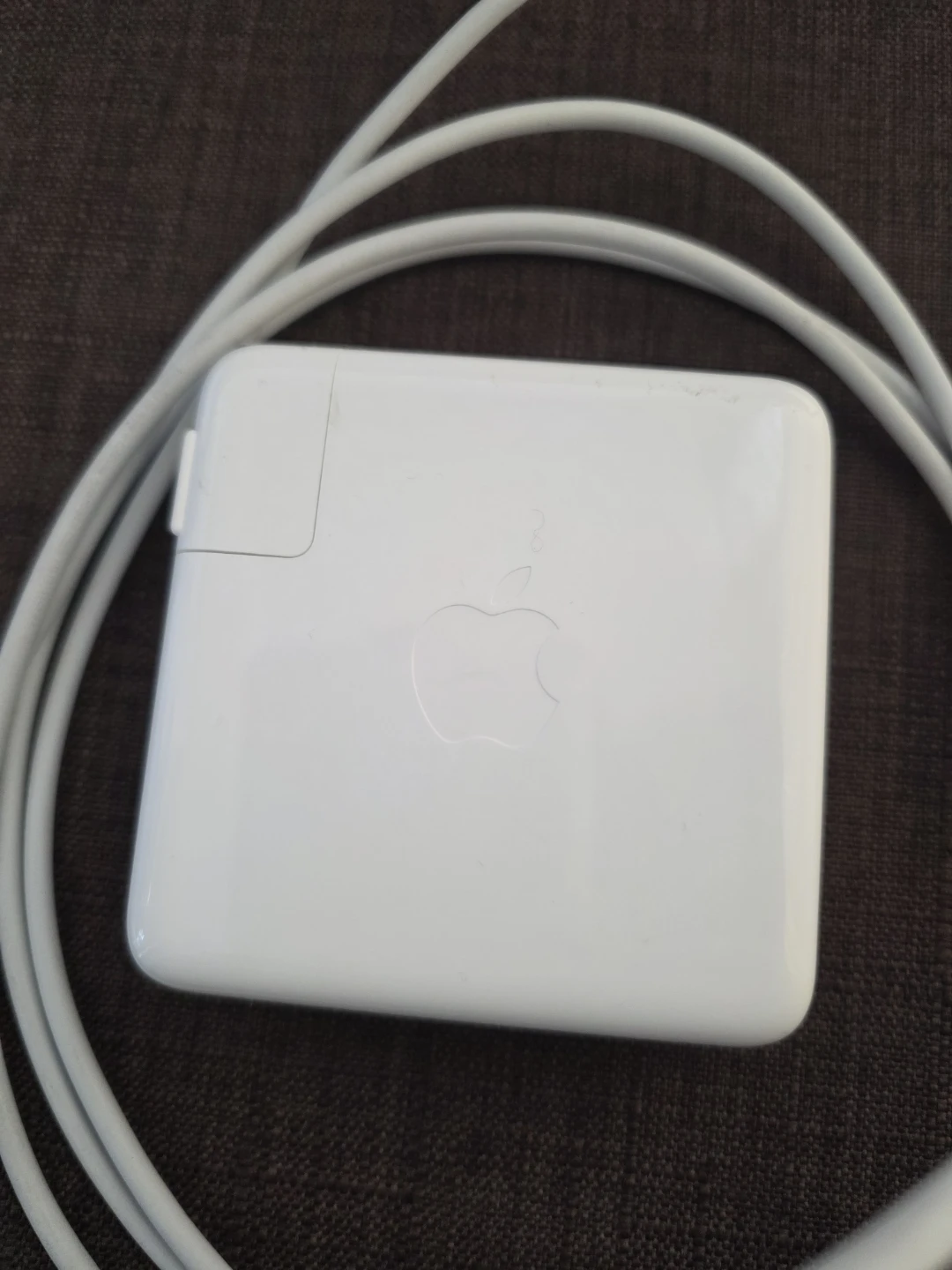 Apple 96W USB-C Power Adapter with 2m cable