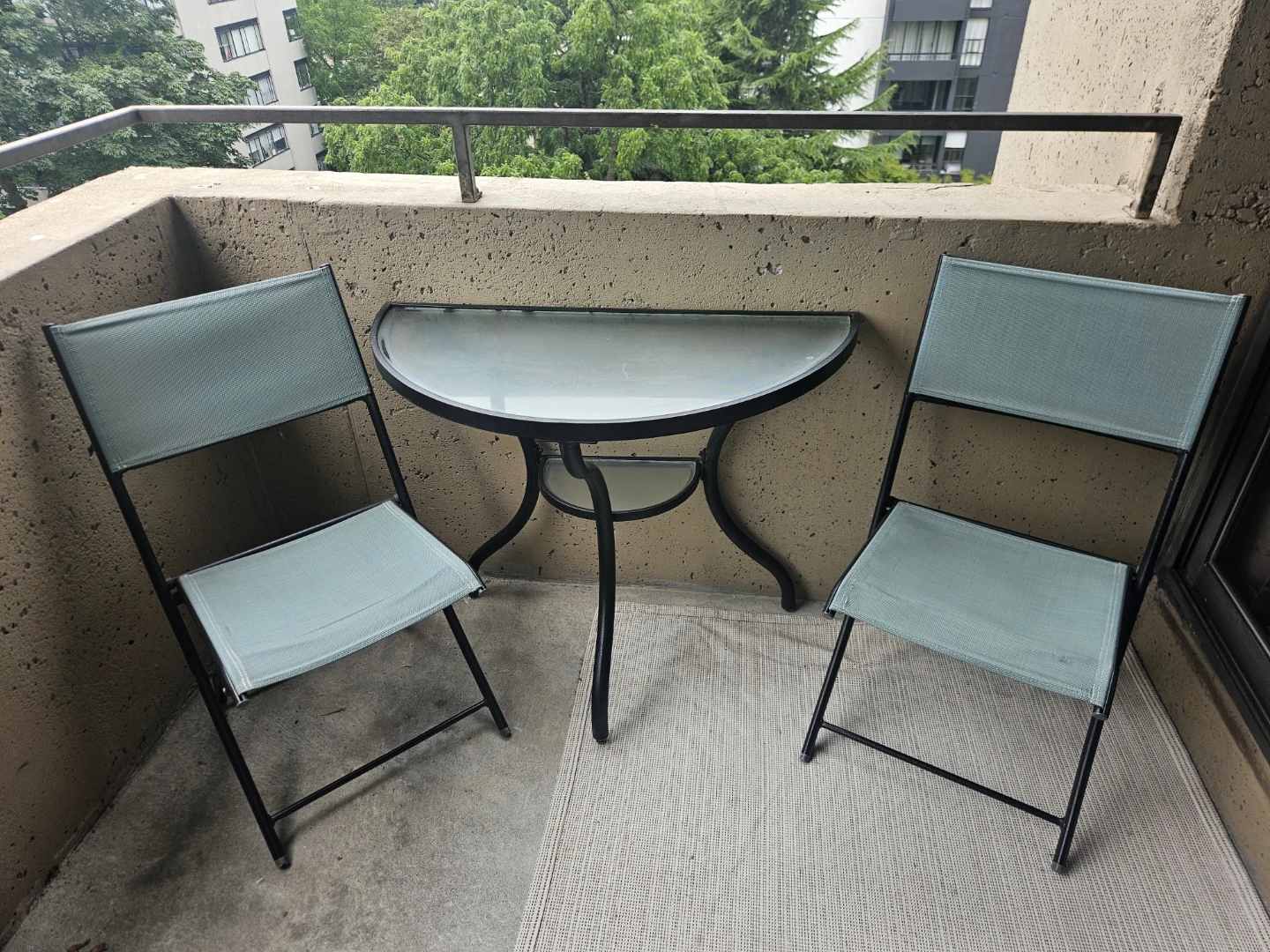 Outdoor Table and Chairs Set