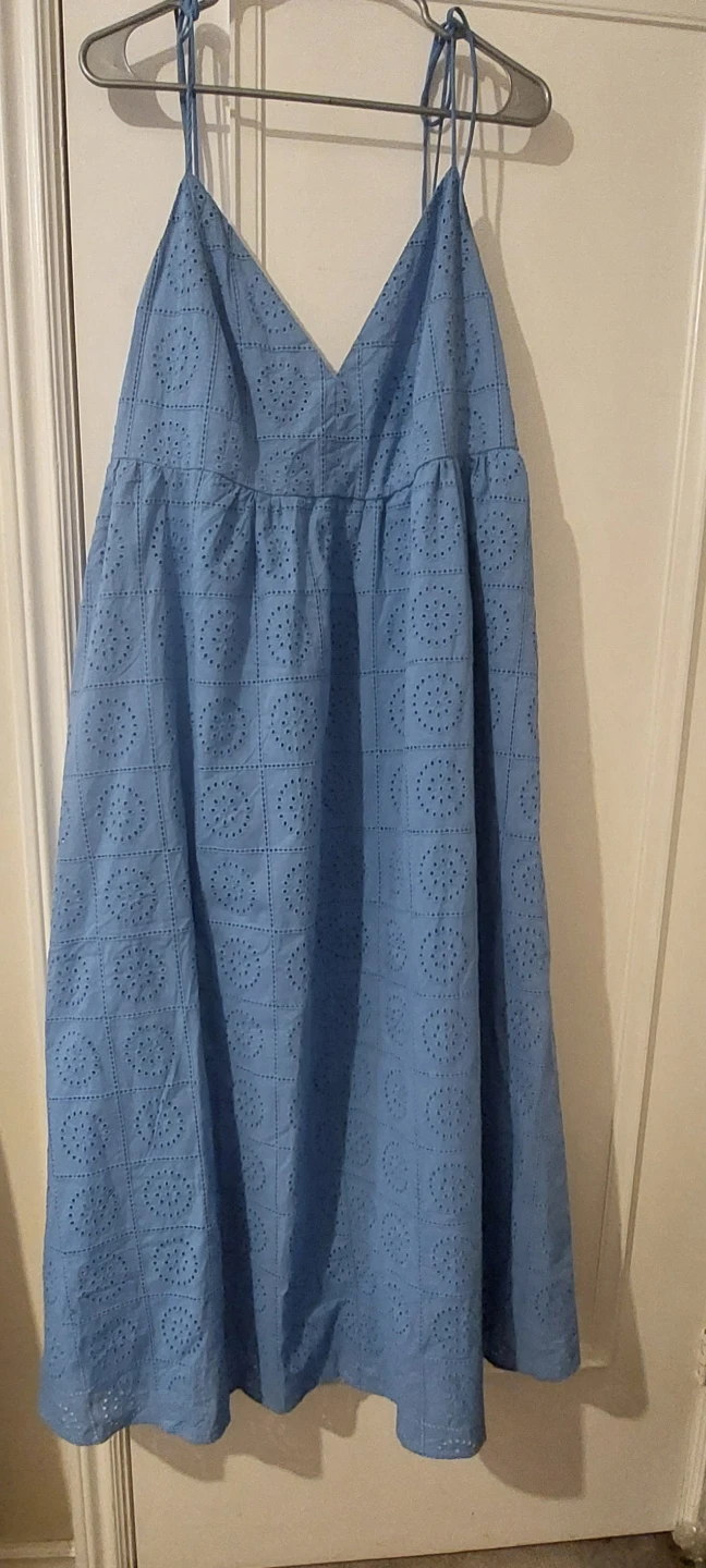 Blue Eyelet Sundress - photo 4